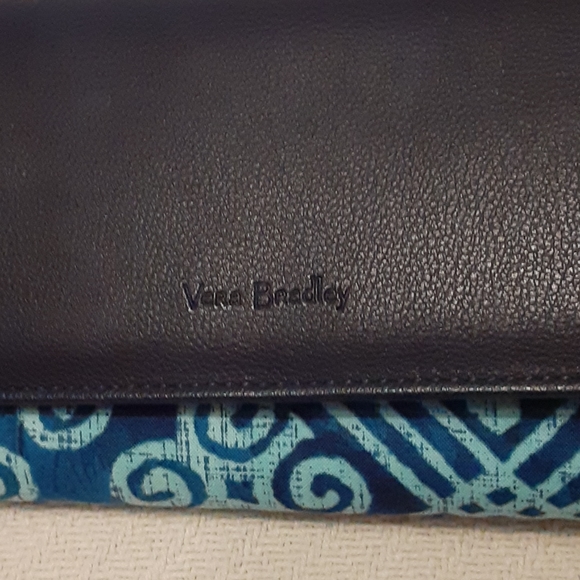 Vera Bradley Handbags - Vera Bradley Audrey wallet
